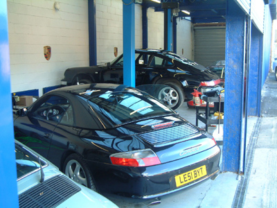Design 911. Porsche Service Centre