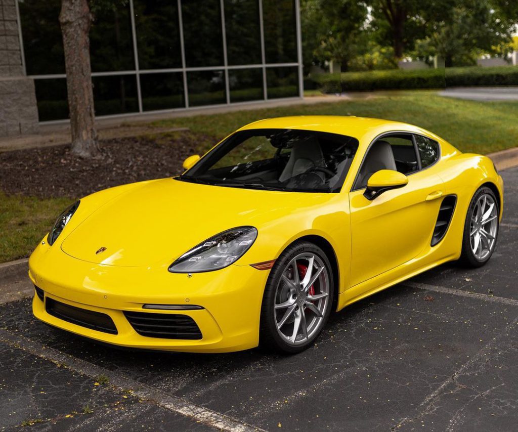 Porsche Cayman 718