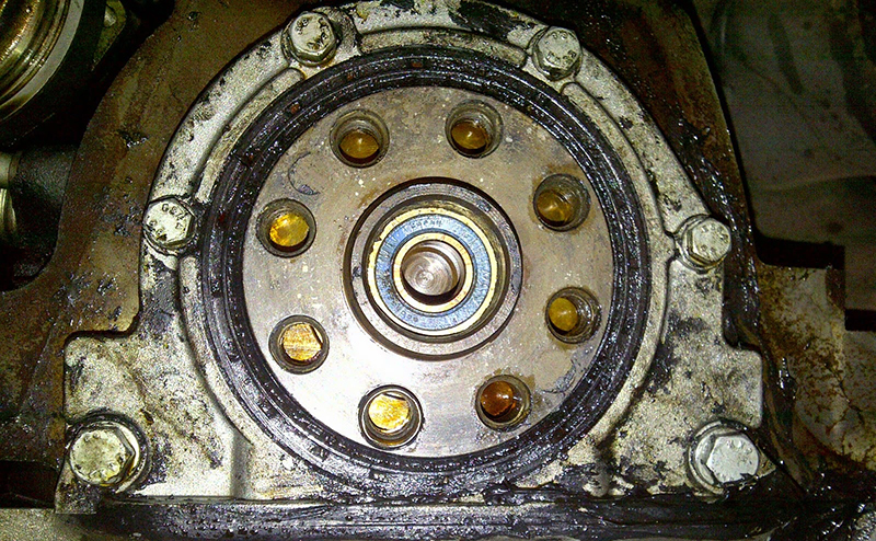 Porsche-rear-main-oil-leak