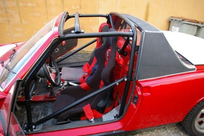 ROLL CAGE 6 POINT BOLT IN WITH UNIVERSAL DOOR BARS. PORSCHE 914