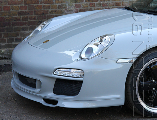 CLASSIC LOOK FRONT BUMPER WITH LOWER SPOILER FOR PORSCHE 997 MODELS