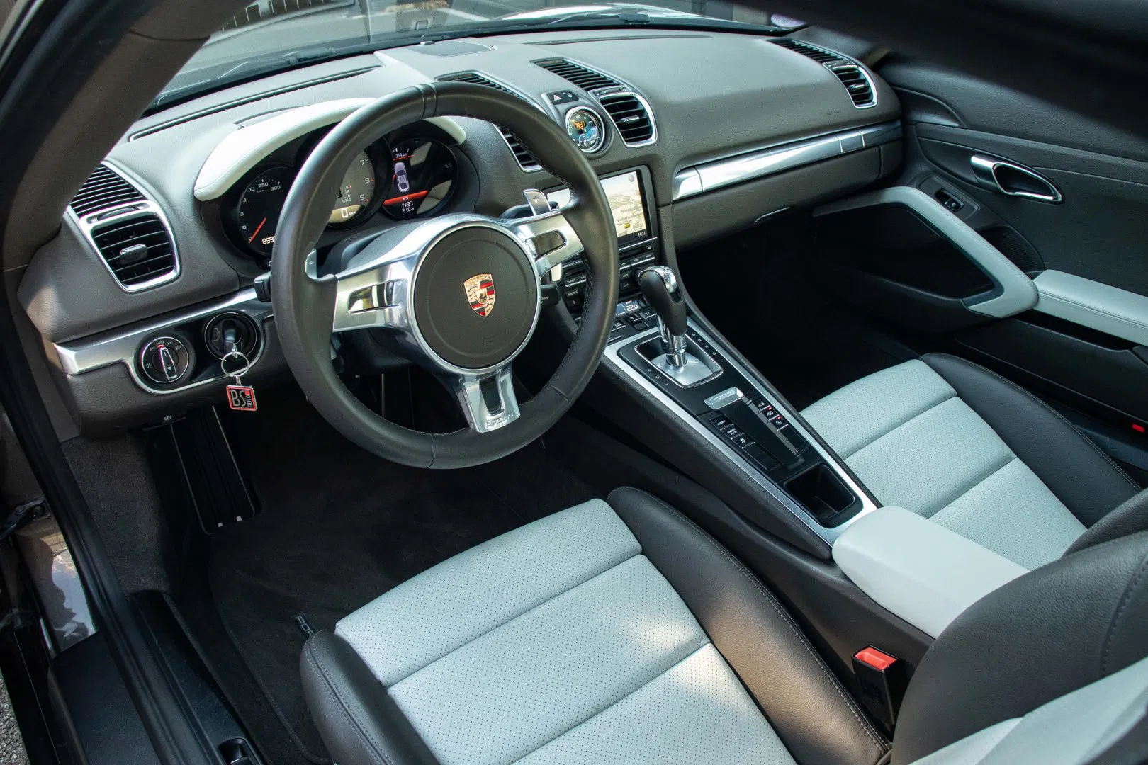 Porsche <yoastmark class=