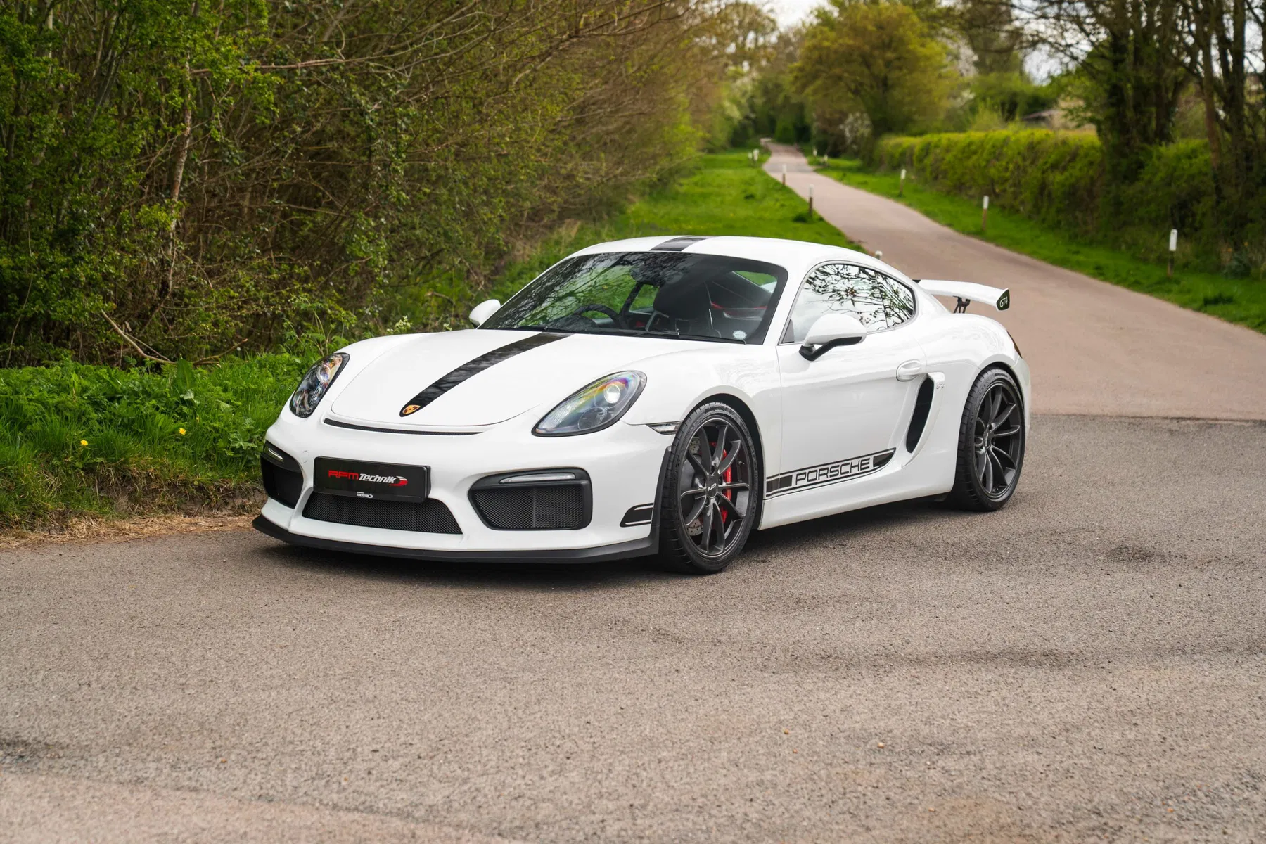 Porsche <yoastmark class=