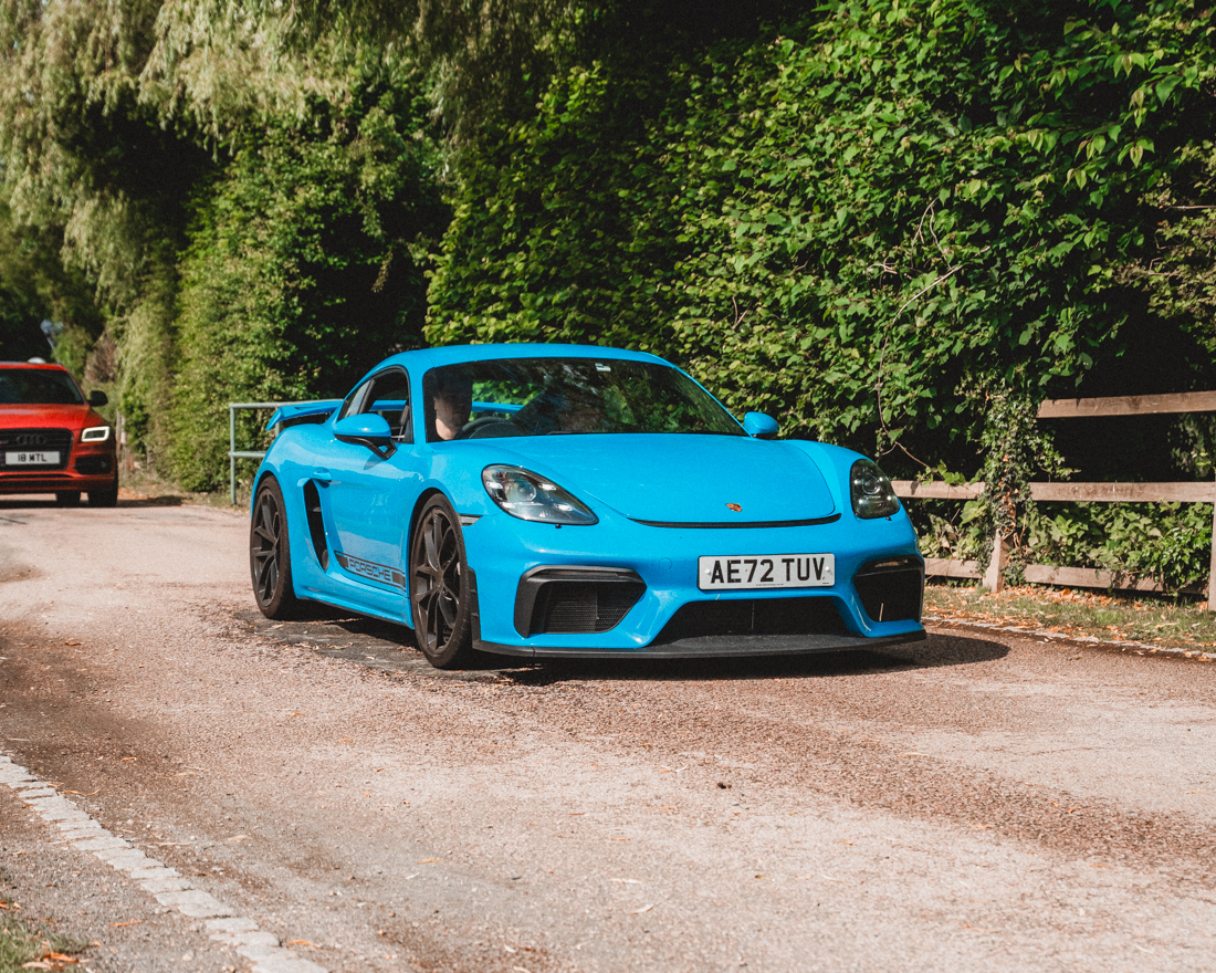 Porsche 718 Cayman GT4