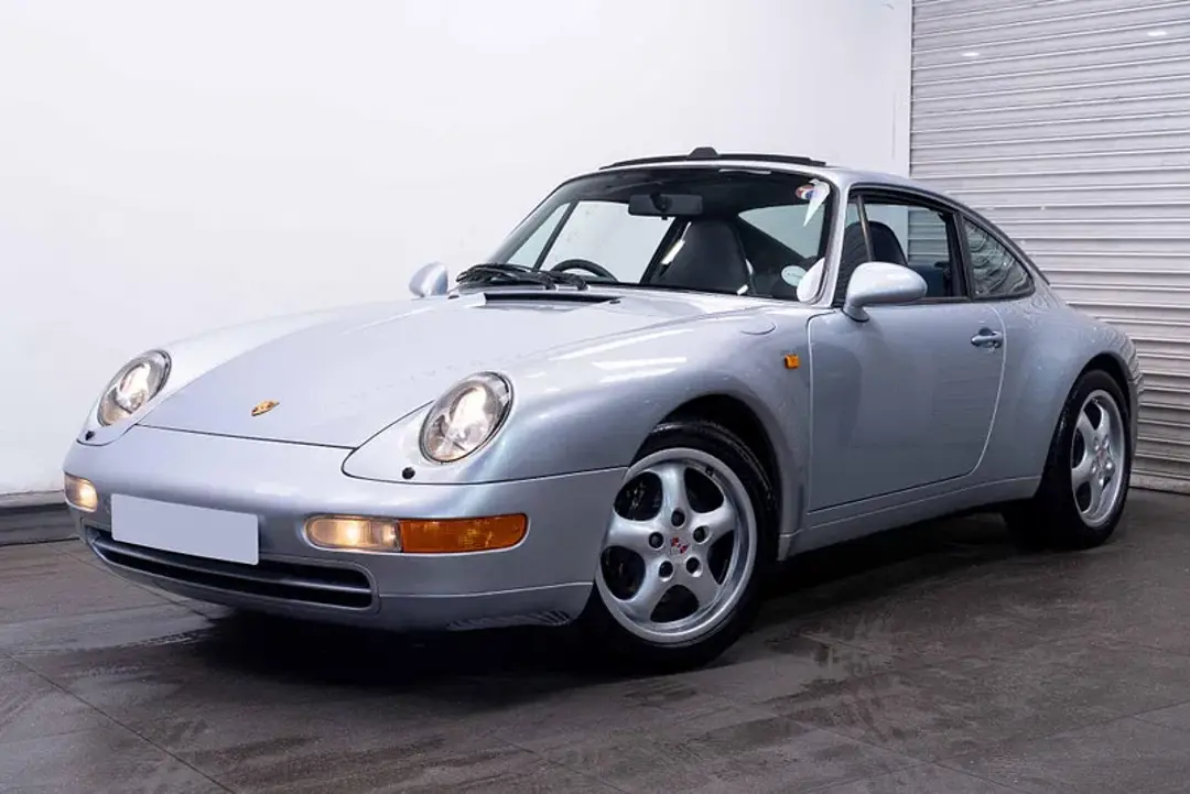 Porsche 993 C2 Coupe 3.6L 1995 Silver RHD