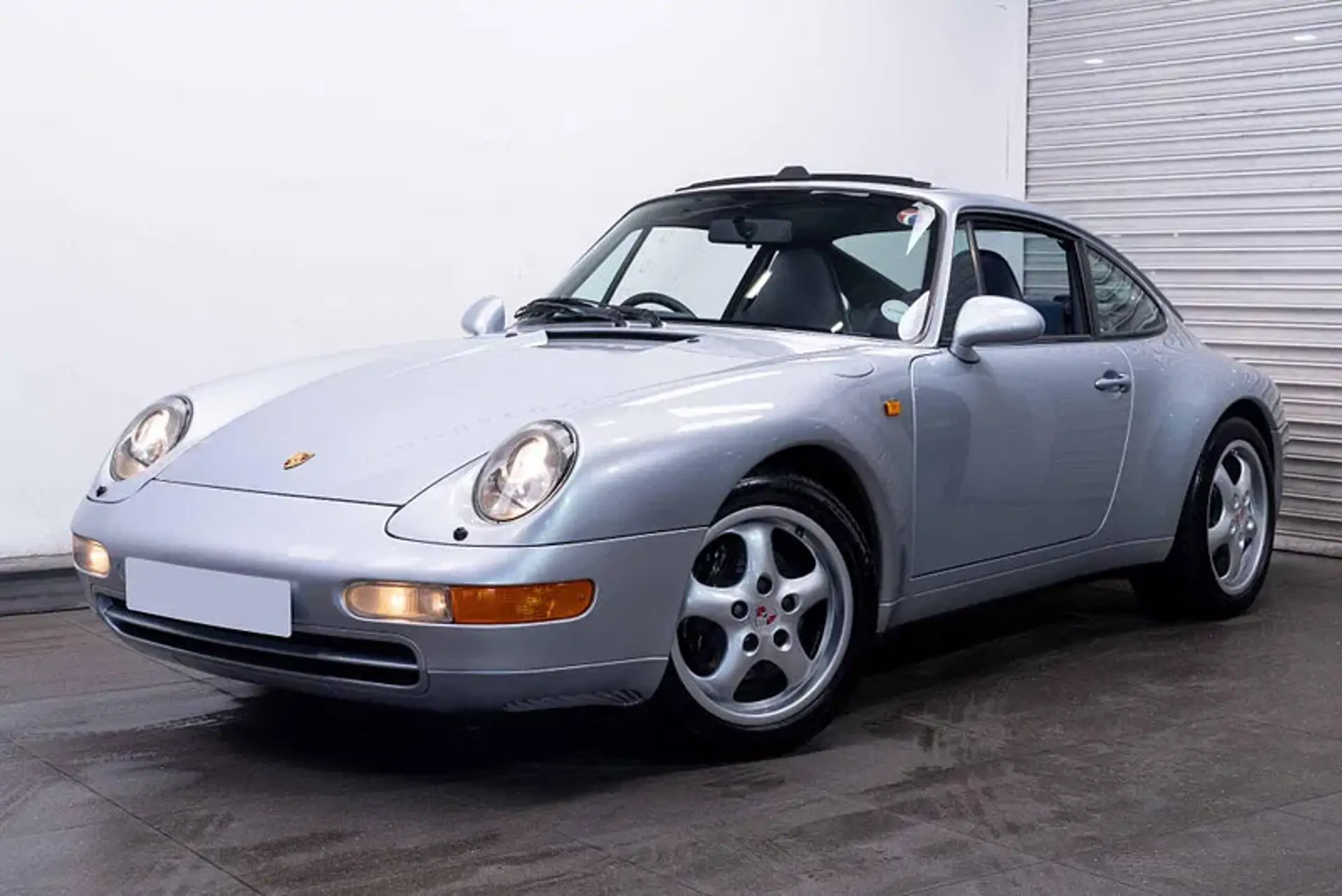 Porsche 993 C2 Coupe 3.6L 1995 Silver RHD