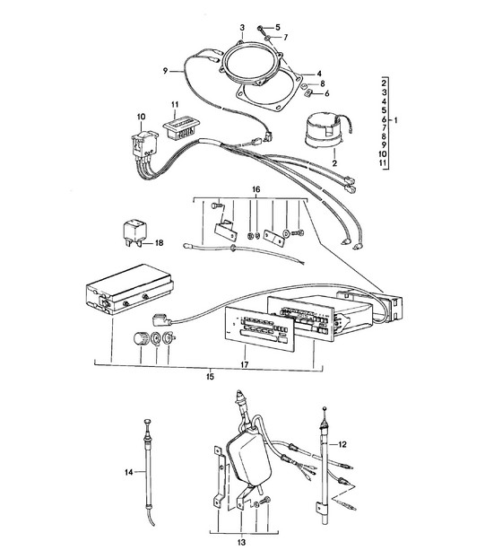Radio with 3 Loudspeaker 924 1980-1985