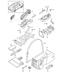 Tool / Jack / Warning triangle / First aid kit Cayenne 92A (958) 2011-18
