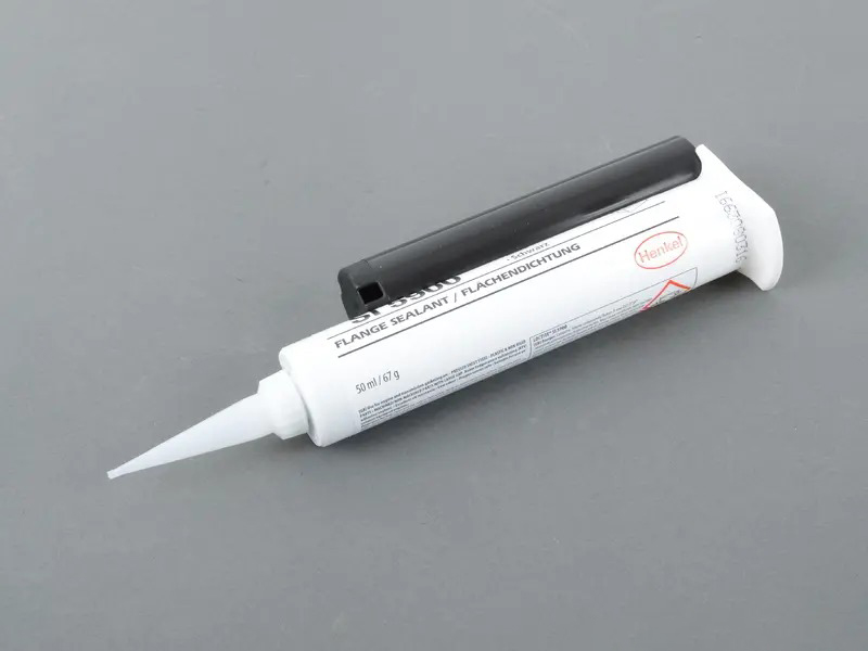 Sealant. This part number is no longer available 00004330560