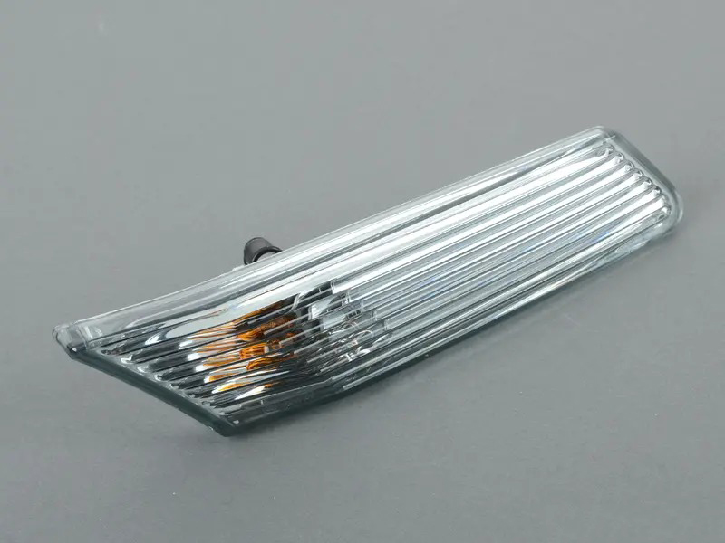 Turn signal repeater 98763103402