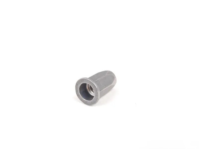 rivetted cap nut N90766702