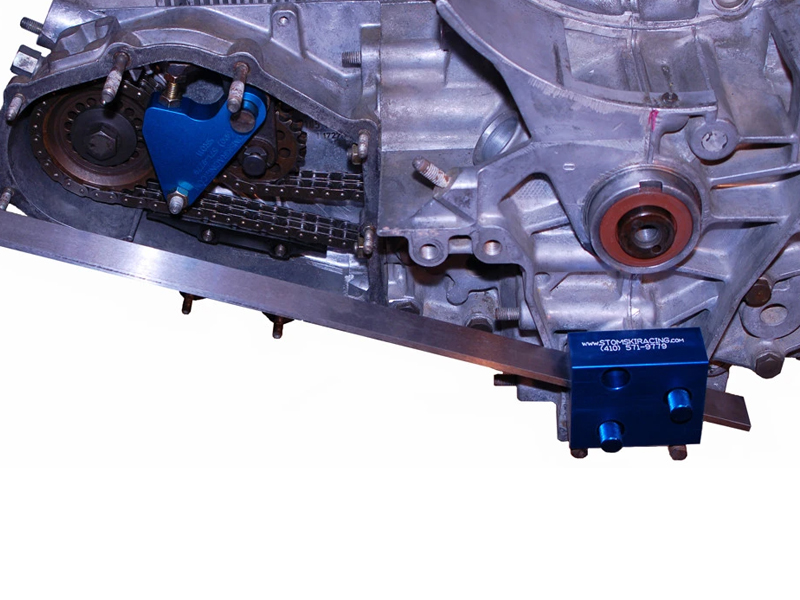 Porsche Cayenne Timing cover gasket 94810112921 / 94810112922