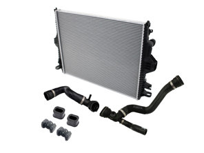 Radiator water with hoses, Centre. Porsche 958 Cayenne 3.0L Hybrid 2015-18 - 95810613210, 95810640120, 95810640221