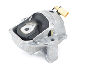 Engine mount. Porsche 95B Macan 2.0L - 8R0199381C, PAC199381C, 8R0199381AK - URO-013671, URO-013672