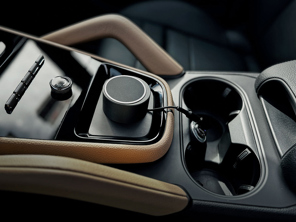 Wireless phone charger with Magsafe. Porsche Cayenne 2024>> - 9Y0864051D, 9Y0864051DOV3 - C24