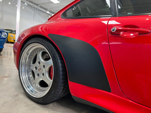 MagnaFin Magnetic Stone Guards (Factory Width). Porsche 993 C2S / C4S/ Turbo 1995-98 Wide Body - 993559325063YK, 993559326063YK, 993559325073AT, 993559326073YB - MF993WB-FW DB, MF993WB-FW MB, MF993WB-FW CF, MF993WB-FW GB