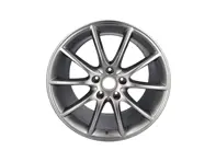 Front 20-inch Cayenne Design alloy wheel, in Brilliant Chrome finish. Porsche 9YA Cayenne - 9Y3601025AB88Z, 9Y3601025BM88Z, 9Y0601025CT88Z, 9Y0601025BD88Z, 9Y0601025F88Z - 9Y0601025CT88Z, 9Y0601025BD88Z, 9Y0601025F88Z