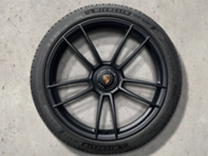 20'/21' 911 Turbo S, in Black (satin-gloss) Alloy Wheels & Winter Tyres Original Porsche for 992 (911) GTS models - 992044601BA