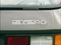 924 - Silver Sticker Badge Porsche 924 1976-85 - 477853625C