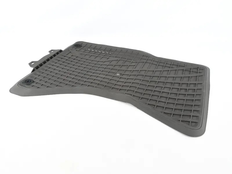 Porsche Macan RHD Rubber Floor Mats 95B04480031 95B04480042OP1