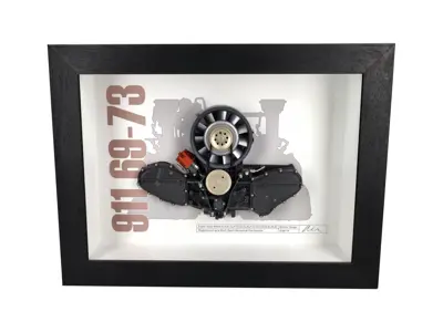 Engine 911 Magnesium model cutaway Porsche Art - Box framed 1:4 scale - BFEN911MAG