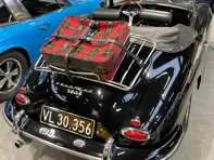 Leather strap set for luggage rack. Porsche 356 / 356A / 356B / 356C - 64480195302 - 1601650110, 1601650210