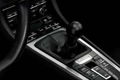 Aluminium black classic gear knob 7 speed. Porsche 991 / 992 - 991424075108YR, 991424075208YR, 9914240752522W0, 991424075262W0, 991424075322W0, 991424980138YR, 991424980137A0, 991424980138C0, 991424980139H6, 99142498013N11, 99142498013PL1, 991424980238YR, 99142498023DSY, 99142498023DVG, 991424980236U7, 991424980237A0, 991424980238C0, 991424980239H6, 99142498023PL1, 99142498023N11, 991424075318YR, 991424980358YR, 99142498035OG6, 99142498035PL1, 99142498035OH7, 99142498035OK6, 991424980358C0, 991424980359H6, 992711141C8YR, 992711141DOX7, 992711141EOX7, 9927111418YR, 992711141FOX7