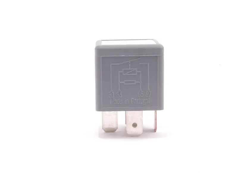 Relais für Luftfederkompressor. Porsche 955 Cayenne 95561501001