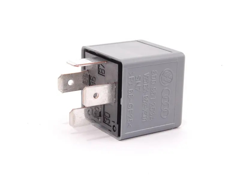 Air suspension compressor relay. Porsche 955 Cayenne 95561501001