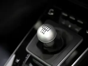 Aluminium silver classic gear knob 7 speed. Porsche 991 / 992 - 991424075108YR, 991424075208YR, 9914240752522W0, 991424075262W0, 991424075322W0, 991424980138YR, 991424980137A0, 991424980138C0, 991424980139H6, 99142498013N11, 99142498013PL1, 991424980238YR, 99142498023DSY, 99142498023DVG, 991424980236U7, 991424980237A0, 991424980238C0, 991424980239H6, 99142498023PL1, 99142498023N11, 991424075318YR, 991424980358YR, 99142498035OG6, 99142498035PL1, 99142498035OH7, 99142498035OK6, 991424980358C0, 991424980359H6, 992711141C8YR, 992711141DOX7, 992711141EOX7, 9927111418YR, 992711141FOX7