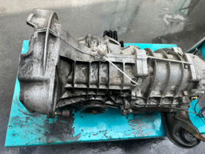 Porsche 911 5 speed gearbox 915 with oil cooler 1984-86