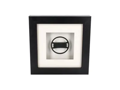 Steering wheel 911 '74-77 Porsche Art - Box framed 1:8 scale - 91134708300, 91134708401, 91134708370, 91134709700, 91134785900, 91134709701