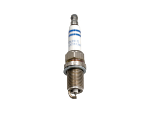 Spark plug. Porsche Cayenne 3.0L V6 Hybrid M06EC - 95817022190, 0242245576