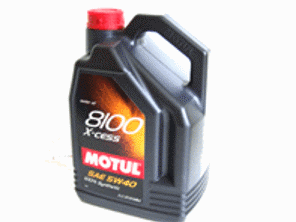 Motul Engine Oil 8100XS 5W/40 - 5LTR