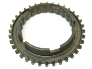 Dog teeth 1st gear. Porsche 911 Turbo 1977-88 (4 speed gearbox) - 93030224102