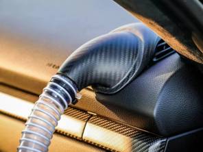Forced air adaptor for helmet cooling. Porsche 718 Cayman - SRCDCFCAVA