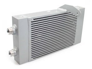 Additional oil cooler, racing version left hand front. Porsche 911 ST / RSR