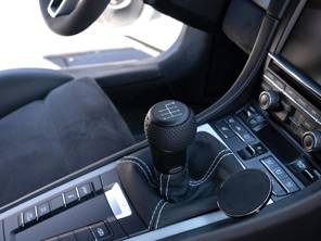 Gear knob with leather shift boot 6 speed. Porsche 981 / 718 Boxster / Cayman - 98142407500, 98142407525, 98142498004