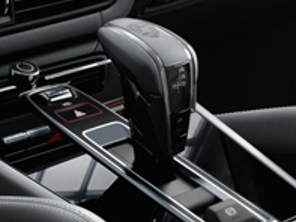 Exclusive Design selector lever, Leather. Porsche 9YA Cayenne - 9Y0044700008YR, 9Y004470000OU6, 9Y004470000OT2, 9Y004470000OH7