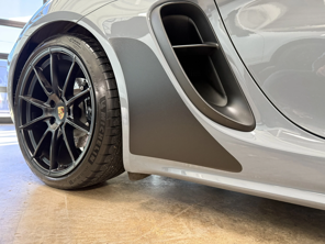 MagnaFin WrapFin 'shark fin' style stone guards. Porsche 718 GTS / 718 GT4 / 718 GT4RS / 718 Spyder - WF718