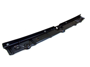 Rear bumper attachment strip, Centre. Porsche 997.1