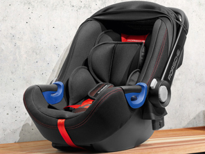 Porsche i-Size Baby Seat & Flex Base Set - 0-15 Months / 13KG Max Weight - for Various Porsche Models - 971044070, 971044071