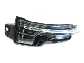Door mirror side repeater. Porsche 971 / 976 Panamera RHD cars - 971949101C, 971949102C, 971949101A, 971949102A, 971949101E, 971949102E