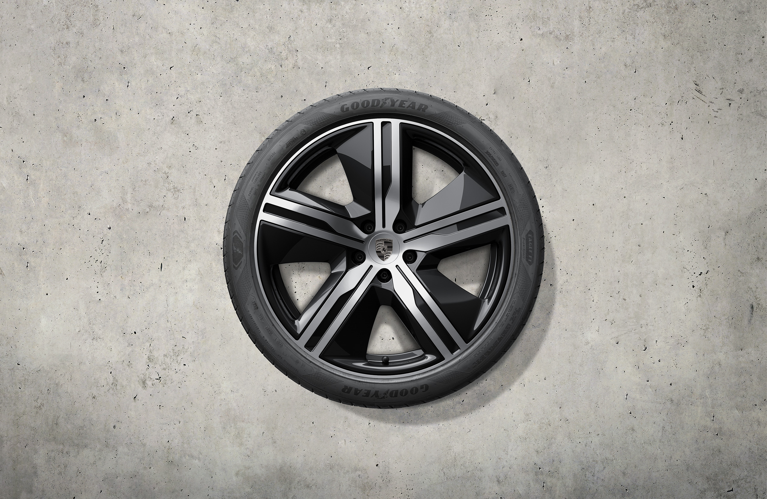22' Macan Exclusive design summer wheel-and-tyre set, high gloss black. Porsche Macan-e - 95C044660N