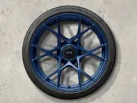 20' 718 Cayman GT4 RS Set of Forged Aluminium wheels, in Indigo Blue. Original Porsche - 98204460304, 98204460314