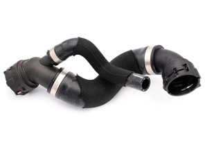 Radiator top hose, return. Porsche 958 Cayenne 3.0L Hybrid - 95810640121