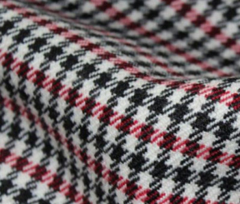 Red / Black Pepita