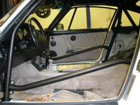 Roll cage 6 point bolt in with single door bars, with sunroof. Porsche 964