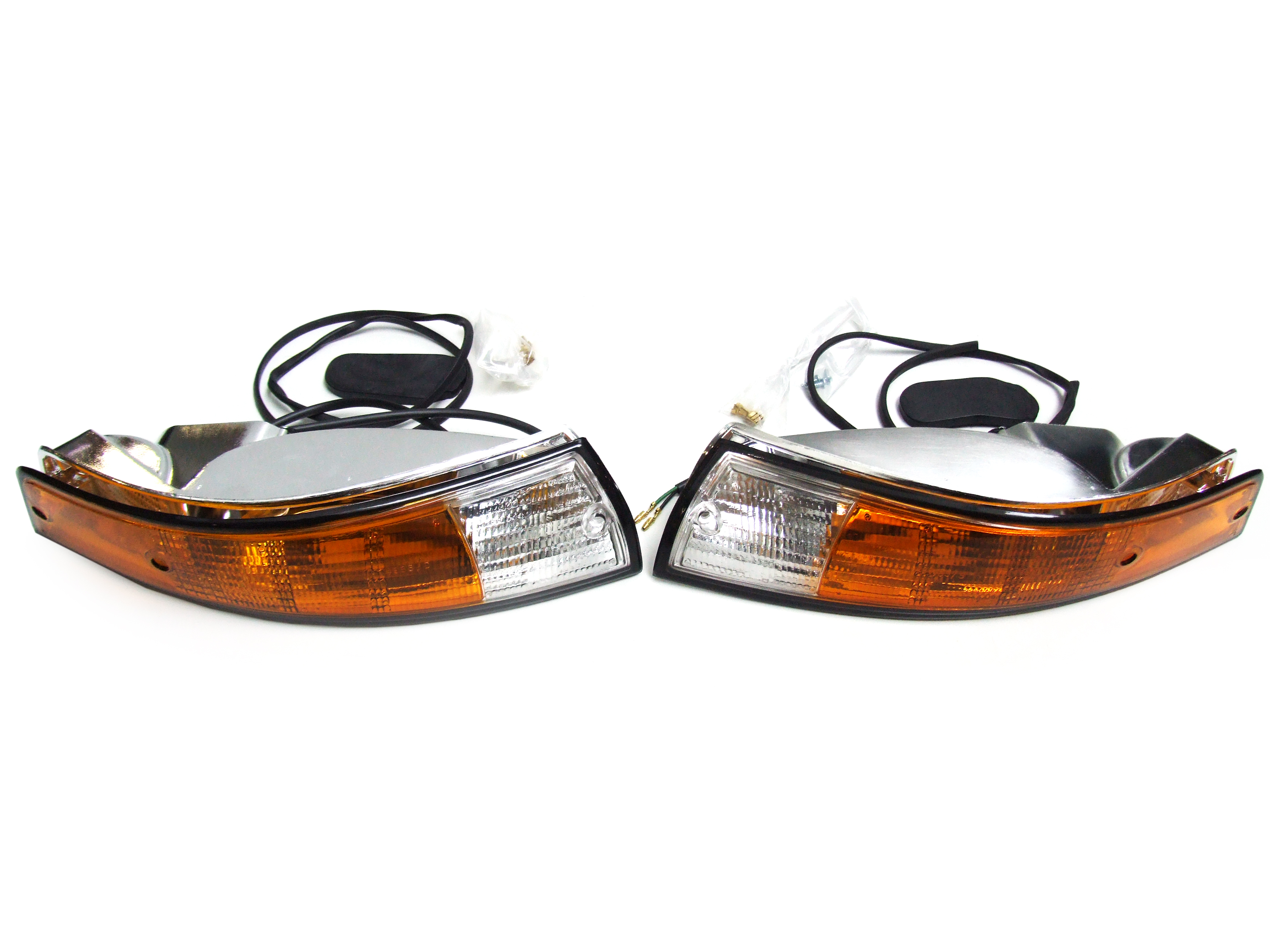 Indicator Lamps and Lens Front Kit with BLACK Rim Lens Porsche 911 - 91163194300, 91163194400, PCG63193520, PCG63193620, 91163197000, 91163197001