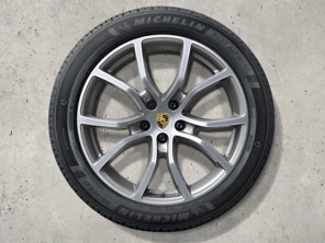 21' Cayenne  Exclusive Design alloy wheels and winter tyres Original Porsche - 9Y0044633G